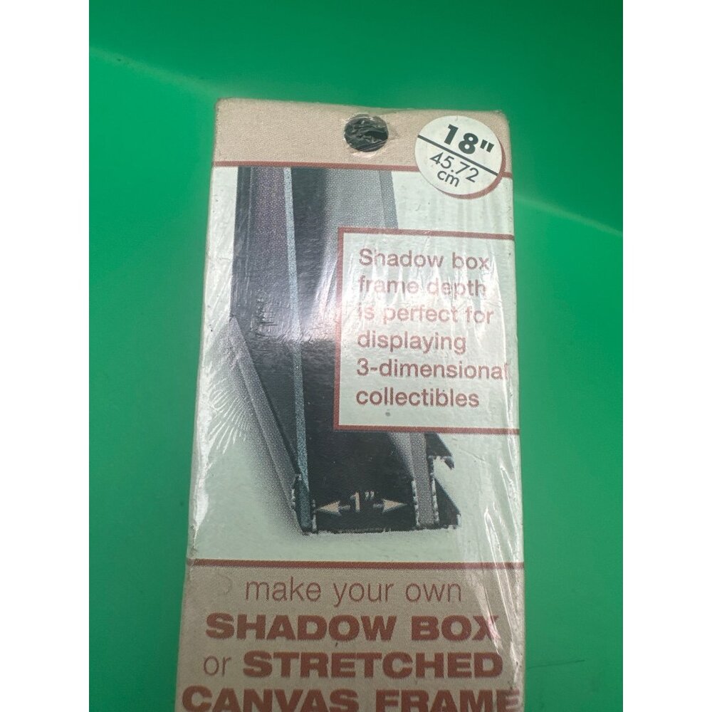 Shadowbox for canvas frame - Picture 3 of 3